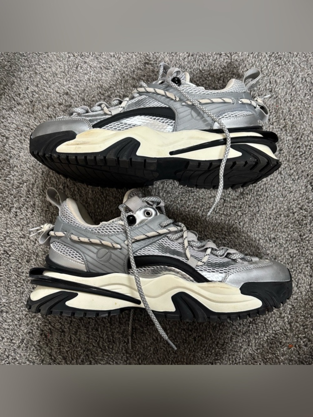Javi USA Men’s Dominance Silver Shoes